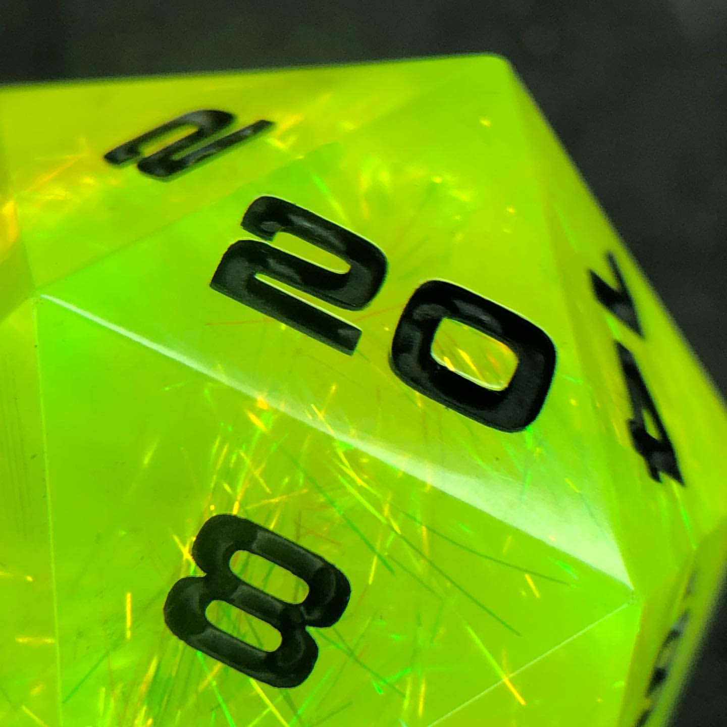 Chartreuse Holographic Fiber 34mm D20 Chonk